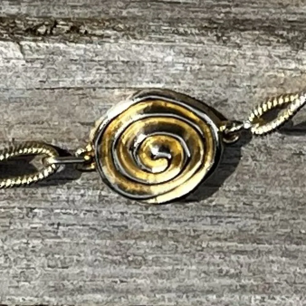 🌟Vintage Gold-Tone Chain Link and Swirl Disc Belt or Necklace